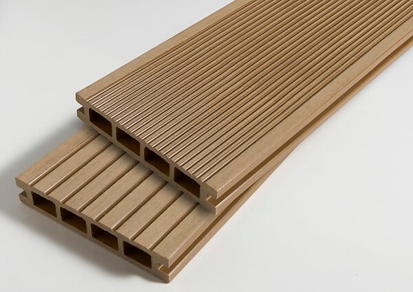 XYLTECH - Lame de terrasse composite - Teck - 240x14x2,5cm - large
