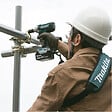 MAKITA - Boulonneuse à chocs 190Nm 2x3Ah 18V LXT ® MAKITA DTW190RFE en Coffret - vignette