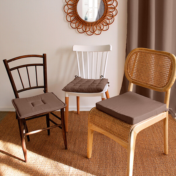 C MA DECO - Galette de chaise avec nouettes 38x38x5cm vison - large