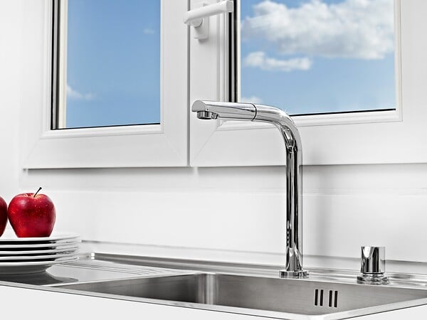 ESSEBAGNO - Magic mitigeur évier chromé escamotable extractible 2 trous 'spécial fenêtre' - large