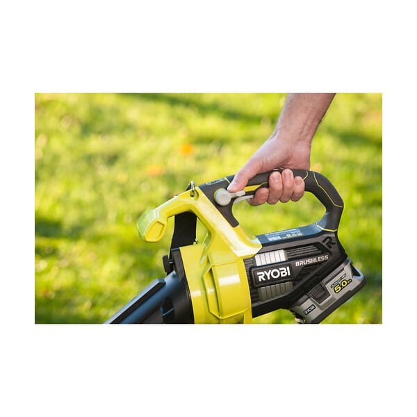 RYOBI - Pack RYOBI Souffleur aspiro-broyeur 18V One+ Brushless OBV18 - 1 batterie 5.0Ah - 1 chargeur rapide 2.0Ah RC18120-150 - large