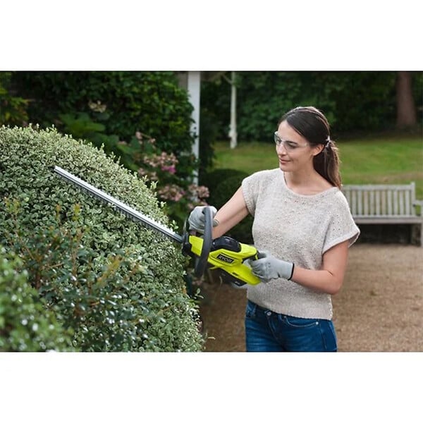 RYOBI - Pack RYOBI taille haie 18V One+ lithium OHT1845 - élagueur à  chaîne sur perche 18V One+ OPP1820 - sans batterie ni chargeur - large