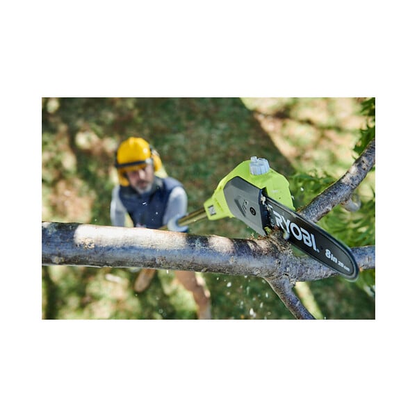 RYOBI - Pack RYOBI Elagueur à  chaine sur perche 18V One+ OPP1820 - 1 Batterie 2.5Ah - 1 Chargeur rapide RC18120-125 - large