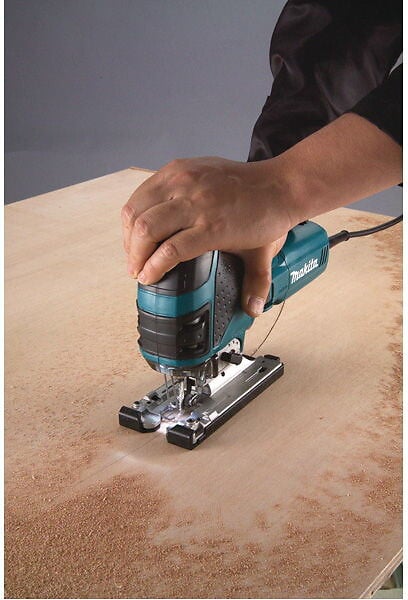 MAKITA - Scie sauteuse pendulaire MAKITA 4351FCTJ + 6 Lames en Coffret - large