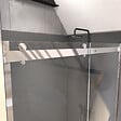 AURLANE - Porte de douche 140x200 cm + 1 porte coulissante verre trempé 8mm - sens d'ouverture réversible - vignette