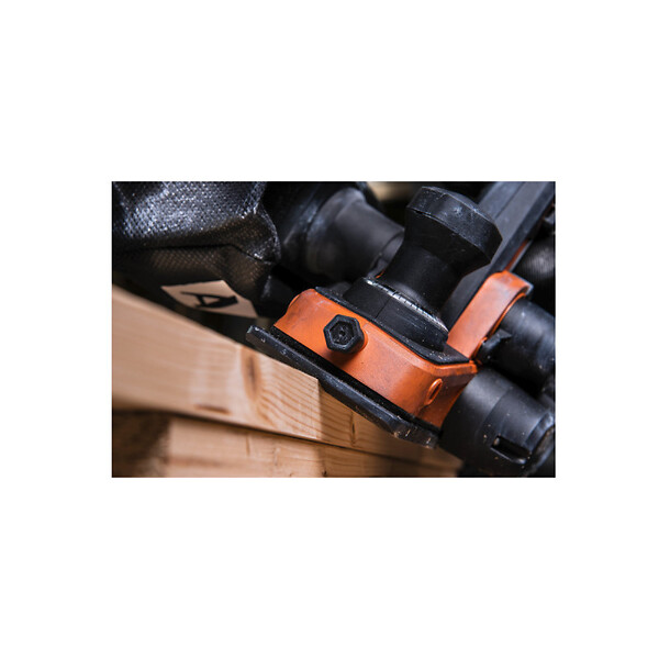 AEG - Pack AEG 18V - Rabot Brushless 82mm - Batterie 4.0 Ah - Chargeur - large