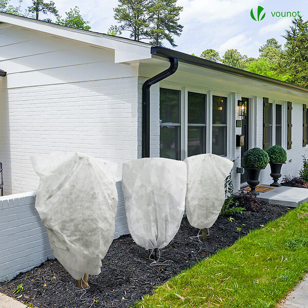 VOUNOT - Lot de 3 Housse Hivernage Plante avec Cordon Polypropylème 80g/m² 80x100cm blanc - large