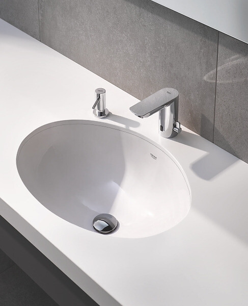 GROHE - Bau Cosmopolitan E Lot de 2 mitigeurs lavabo infrarouge 1/2″ avec limiteur de température ajustable, Chromé (36451000-DUO) - large