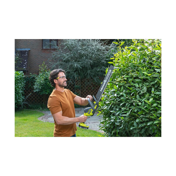 RYOBI - Pack RYOBI Taille-haies 18V One+ Brushless LINEA 45 cm RY18HT45A-0 - 1 Batterie 4.0Ah - 1 Chargeur rapide RC18120-140 - large