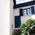 V33 PEINTURE - Peinture bois climats extrêmes bleu hoggar satin 0.5 litre - vignette