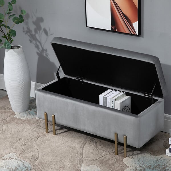 HOMCOM - HOMCOM Grand pouf coffre de rangement design contemporain- banc avec espace de rangement - dim. 100L x 40l x 42H cm - velours gris clair piètement métal doré - large