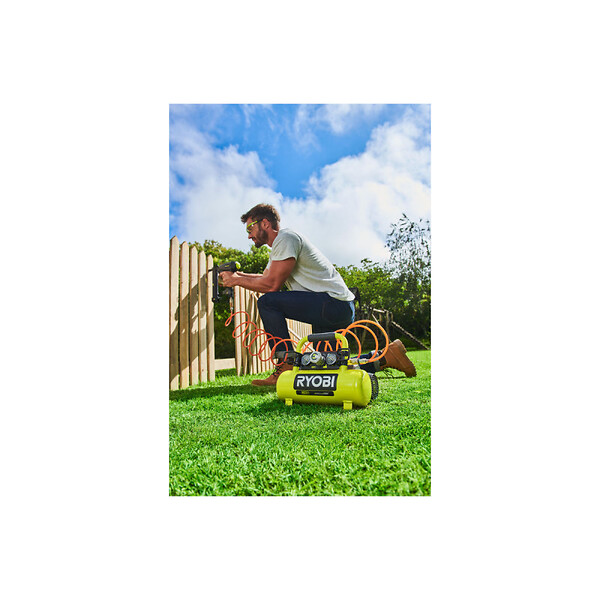 RYOBI - Pack RYOBI Compresseur à  cuve R18AC-0 - 18V One Plus - 4L - 1 batterie 2.0Ah - 1 chargeur rapide RC18120-120 - large