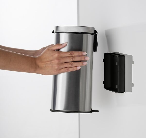 WENKO - Poubelle murale Sare 5l inox mate - large