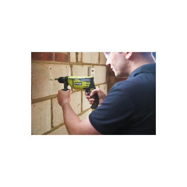 RYOBI - Pack RYOBI - Perceuse à  percussion - RPD800-K - 800W - Coffret RAK127DDSD 127 accessoires de vissage perçage - large