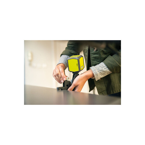 RYOBI - Pack RYOBI Perceuse à percussion - 1010W - RPD1010K - Laser croix verte - 15m de portée - RBCLLG1 - large