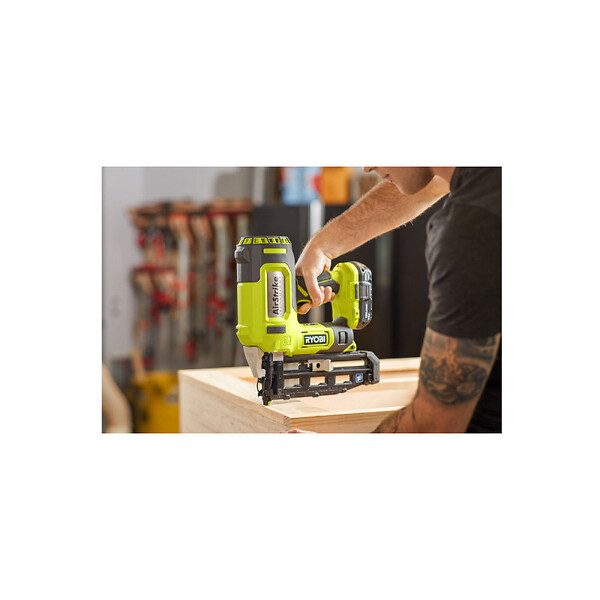 RYOBI - Pack RYOBI Cloueur de finition à air comprimé R16GN18-0 - 18 V One+ - 1 batterie 2.0Ah - 1 chargeur rapide RC18120-120 - large