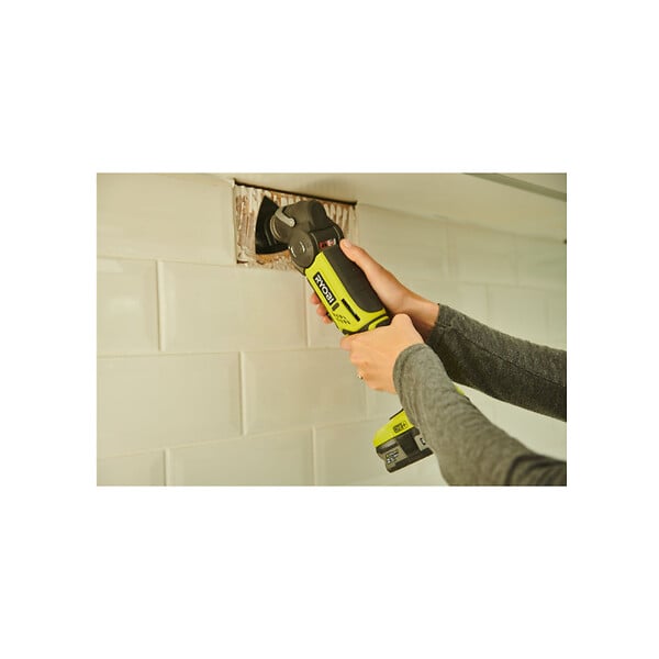 RYOBI - Pack RYOBI Multitool R18MT-0 - 18V One+ - 1 batterie 2.0Ah - 1 chargeur rapide RC18120-120 - large