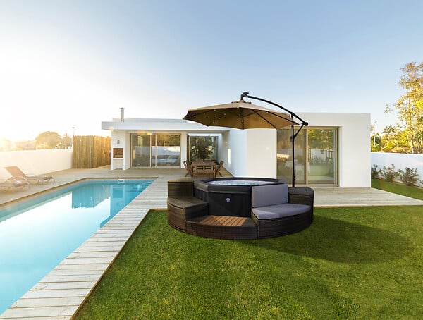NETSPA - Spa NetSpa Octopus semi-rigide et mobilier - 4 à 6 personnes - large