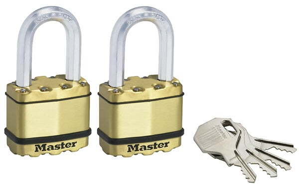 MASTER LOCK - Lot de 2 cadenas haute sécurité à clé Acier laminé/Finition laiton - large