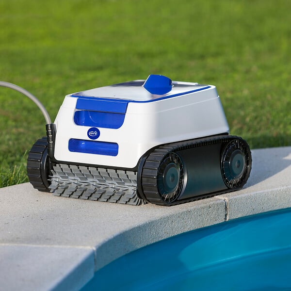 GRE - Robot fond parois et ligne d'eau GRE ER 230 pour piscine jusqu'à 9x4m - large