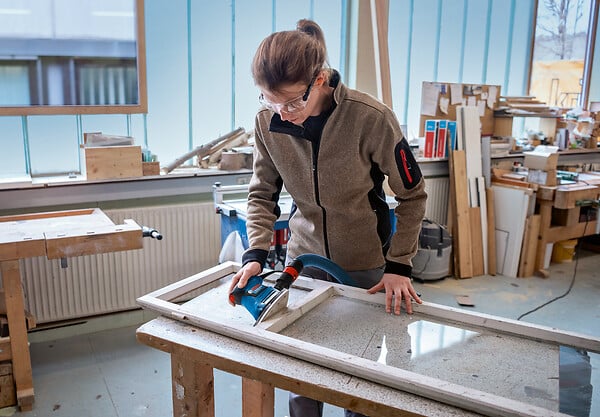 BOSCH PRO - Ponceuse vibrante GSS 160 Multi - large