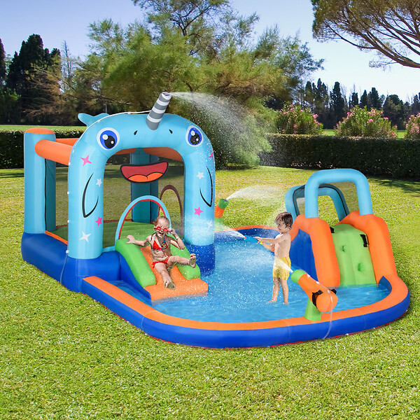 OUTSUNNY - Château gonflable enfant - trampoline, toboggans, piscine, mur d'escalade, panier, pistolets eau, gonfleur, sac transport - polyester multicolore - large