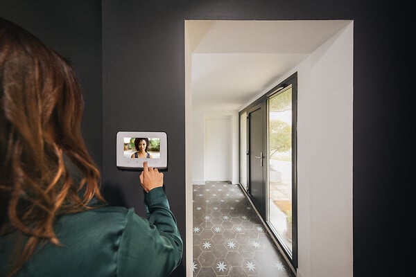 SOMFY - Somfy 1871229 - Interphone connecté, Visiophone V®350 Connect - large