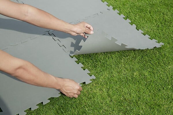 BESTWAY - Tapis de sol gris pour piscine, Lot 9 dalles pré-formées 50 x 50 cm - large