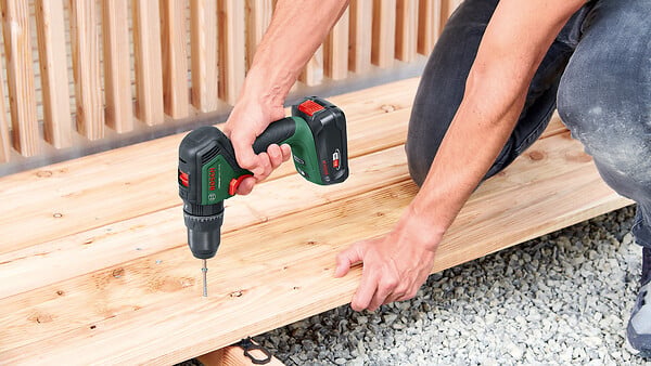 BOSCH - UniversalImpact 18V-60 Brushless 1x2,0Ah + 1x4,0Ah avec AL1820 CV - large