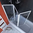 AURLANE - Pare baignoire Pivotant 3 Volets Blanc - 125x143 cm - Verre Trempé 4 mm - ZAGGY WHITE - vignette