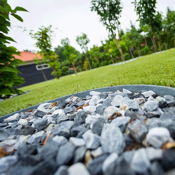 RO'MA NATURE - Bordure de jardin rouleau Plastique Recyclé Gris 25 m x14x0,7 cm (lot de 4 rouleaux soit 100 mètres) - large