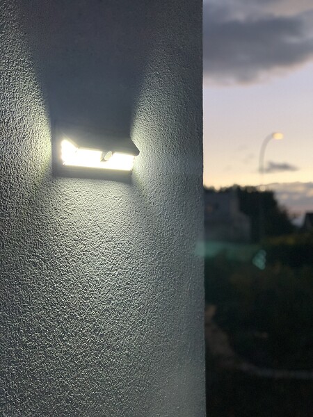 GALIX - Spot solaire mural 300lm avec detecteur - large