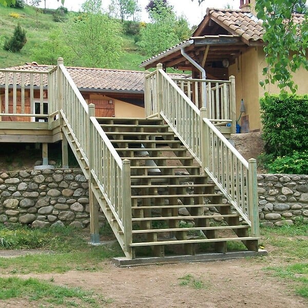 DECKLINEA - Limon 7 Marches Escalier Pin Traite - Escalier Extérieur - Pré-entaillé - large