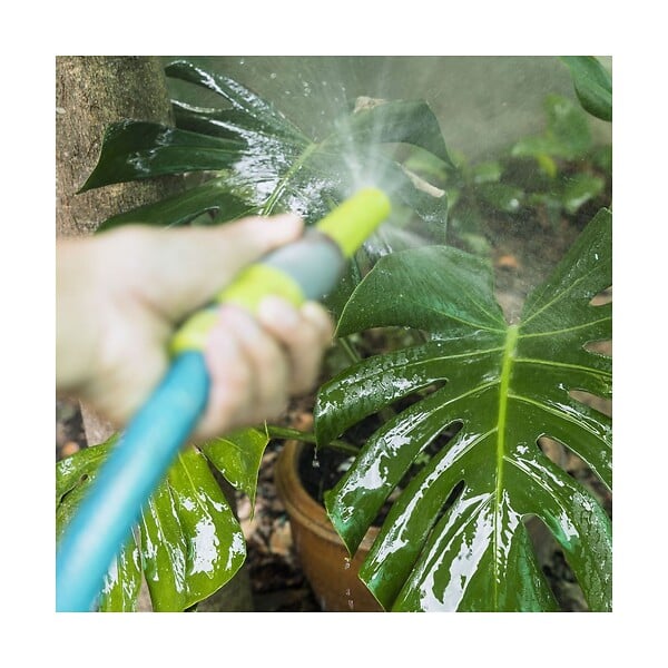 VITO - Tuyau d'arrosage 15mm 10 m KIT PVC lance multi jet + 2 raccords + nez de robinet VITO - large