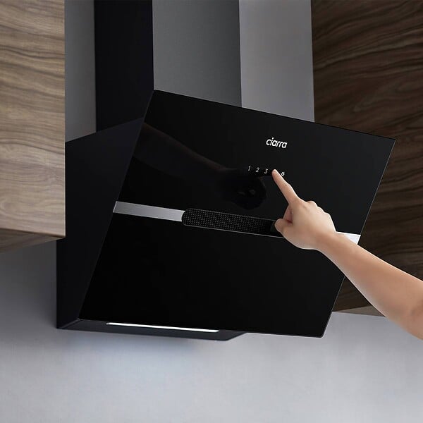 CIARRA - Hotte Murale Inclinée 60cm  APP+WIFI Contrôle et Tactile 650m3/h Booster Noir Ciarra CD6736FB - large