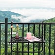 OUTSUNNY - Table suspendue de balcon pliable dim. plateau 60L x 40l cm hauteur réglable 57-72H cm métal époxy noir - vignette