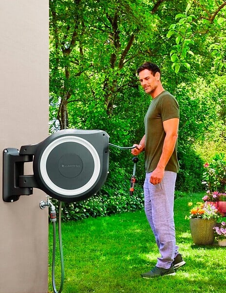 GARDENA - Jardinage - Arrosage - GARDENA Dévidoir automatique mural RollUp M-L 25 m - large