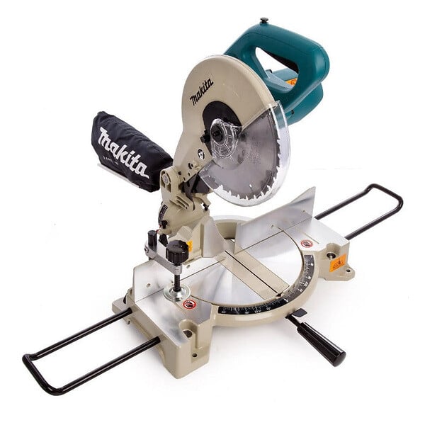 MAKITA - Scie à coupe d'onglet MAKITA LS1040N - 1650W - Ø 255 à 260 mm - large