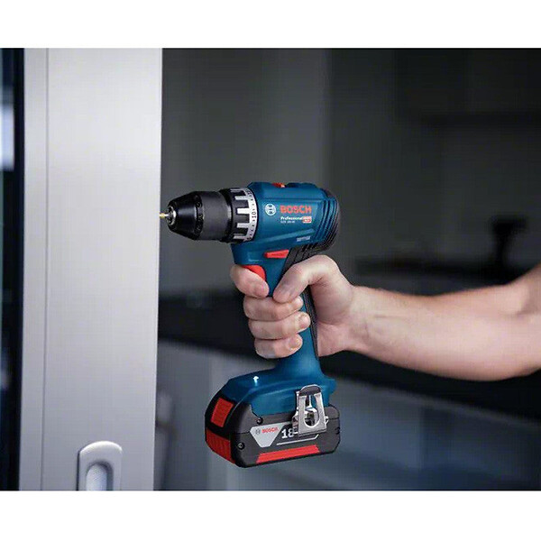 BOSCH - Perceuse - visseuse sans fil BOSCH GSR 18V-45  06019K3204 + 2 batteries 3Ah 18V en L-Boxx Professionnal - large