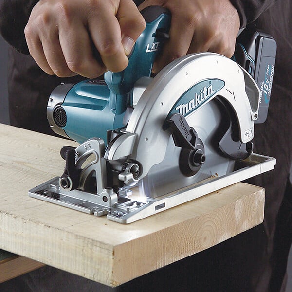 MAKITA - Makita - Scie Circulaire 18 V Li-ion Ø 165 Mm Sans Batterie Ni Chargeur - Dss610zj - large
