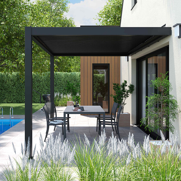 OVIALA - Pergola bioclimatique adossée gris 3x4m et 3 stores - Oia - large
