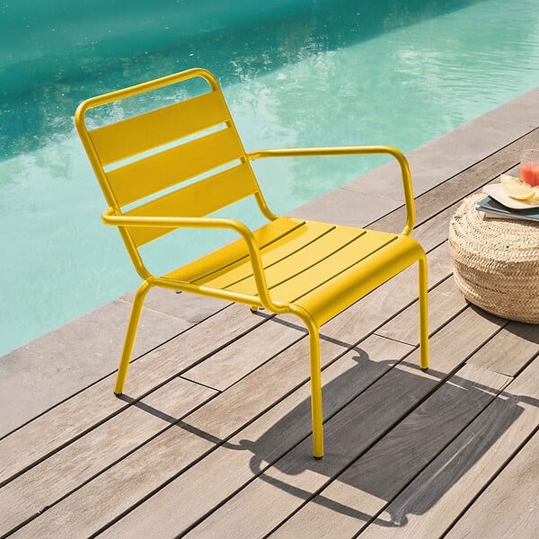 OVIALA - Fauteuil de jardin bas relax acier jaune - Palavas - large