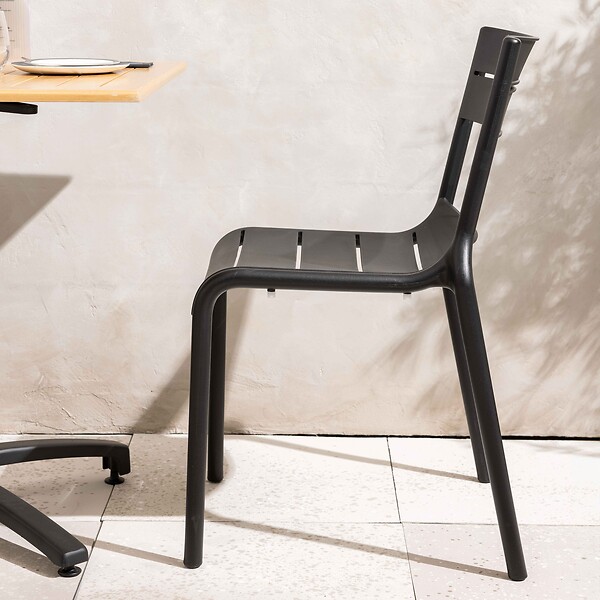 OVIALA - Chaise noire de terrasse en plastique - Paname - large