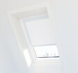 AVOSDIM - Store occultant compatible fenêtre de toit VELUX ® pour dimension S06 ou 4 ou 606 - Blanc - vignette