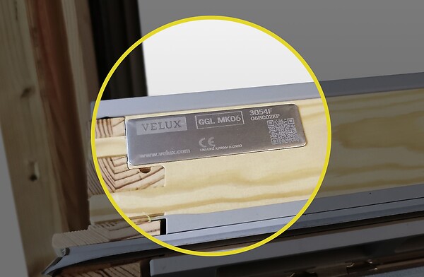 AVOSDIM - Store isolant compatible fenêtre de toit VELUX ® pour dimension MK06 - Blanc - large