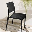 OVIALA - Chaise de terrasse ajourée en plastique noire - Riga - vignette