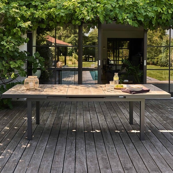 OVIALA - Table extensible aluminium et céramique imitation bois - Tivoli - large