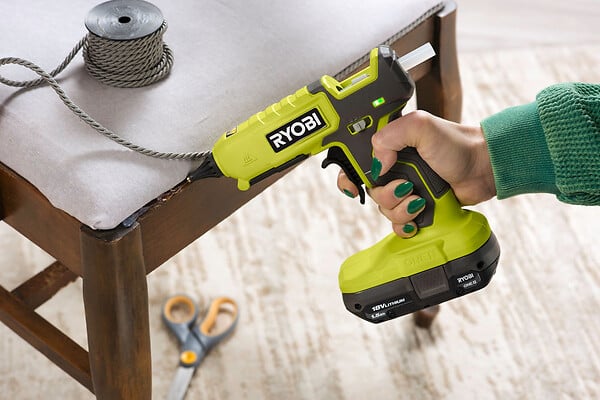 RYOBI - Rgl18-0 PISTOLET A COLLE - large
