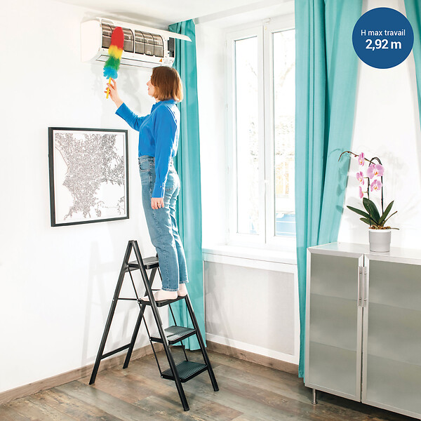 HOSTRÃ–M - Escabeau 4 marches FOLDPACT4, Marche pied pliable, Design ultra-compact, Marches larges 17,5 cm, Acier, Etagère temporaire, Garantie 5 ans, Hostrom - large