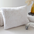C MA DECO - Coussin RABBIT imprimé effet fourrure R/V - vignette